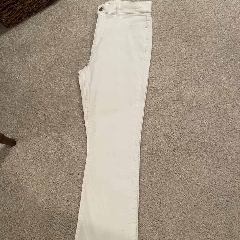 Ann Taylor Women's Cream Straight Leg Jeans